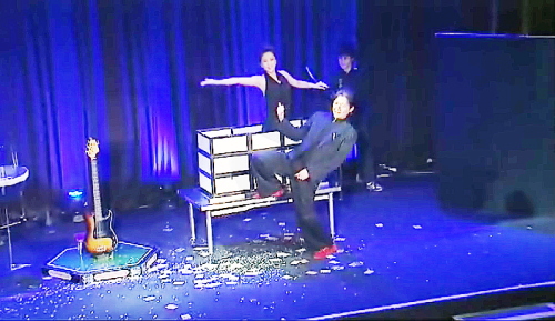 $B%$%j%e!<%8%g%s%^%8%C%/(J